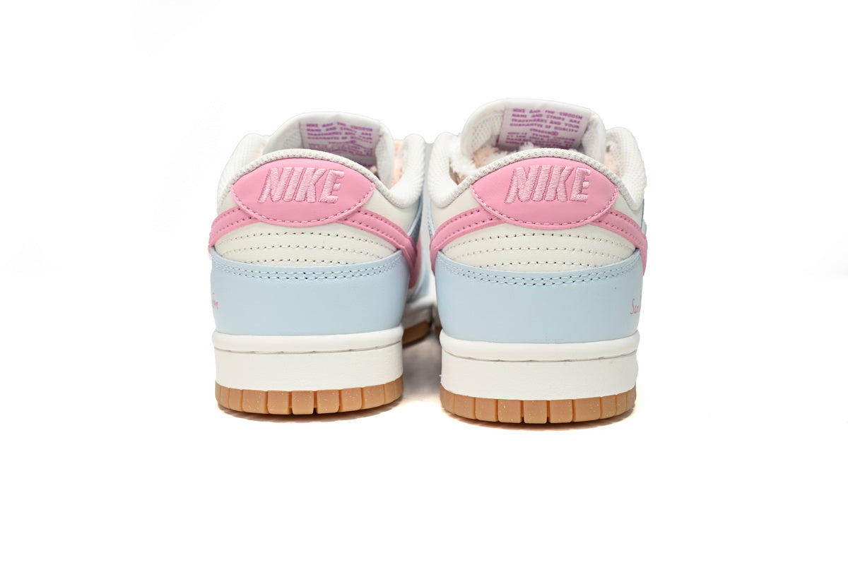 Nike Dunk Low "Sakura Campus"