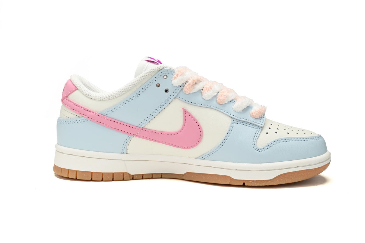 Nike Dunk Low "Sakura Campus"